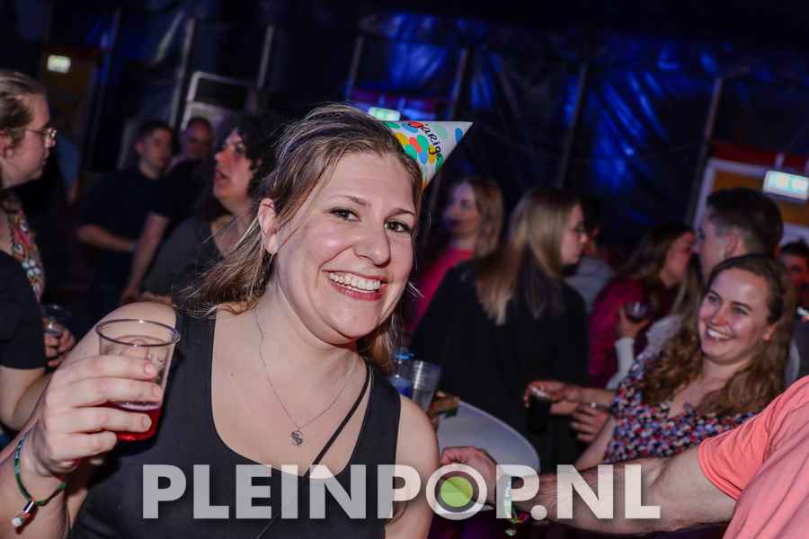 Publiek    Bezoekers (150)